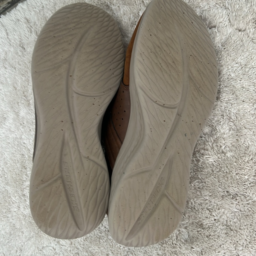 Skechers slip in Men's Tan Oxford Shoes - Picture 4 of 6